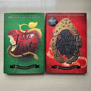 The Isle of the Lost and Return to the Isle of the Lost by Melissa de la Cruz